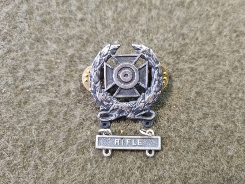 USA - Marksmanship Badges e Tabs - Image 9