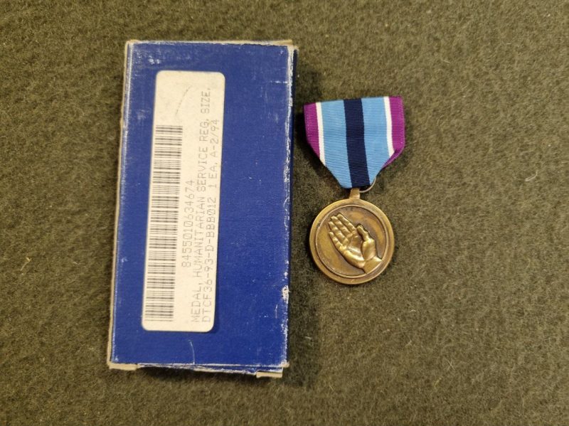 USA - Medalha Humanitarian Aid - Image 3