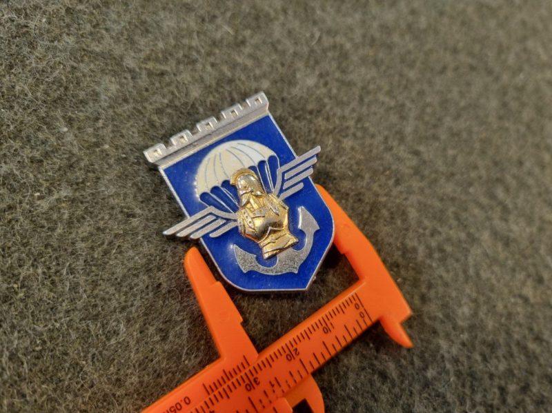 FRA - Pin 17e Regiment du Genie Parachutiste - Image 3
