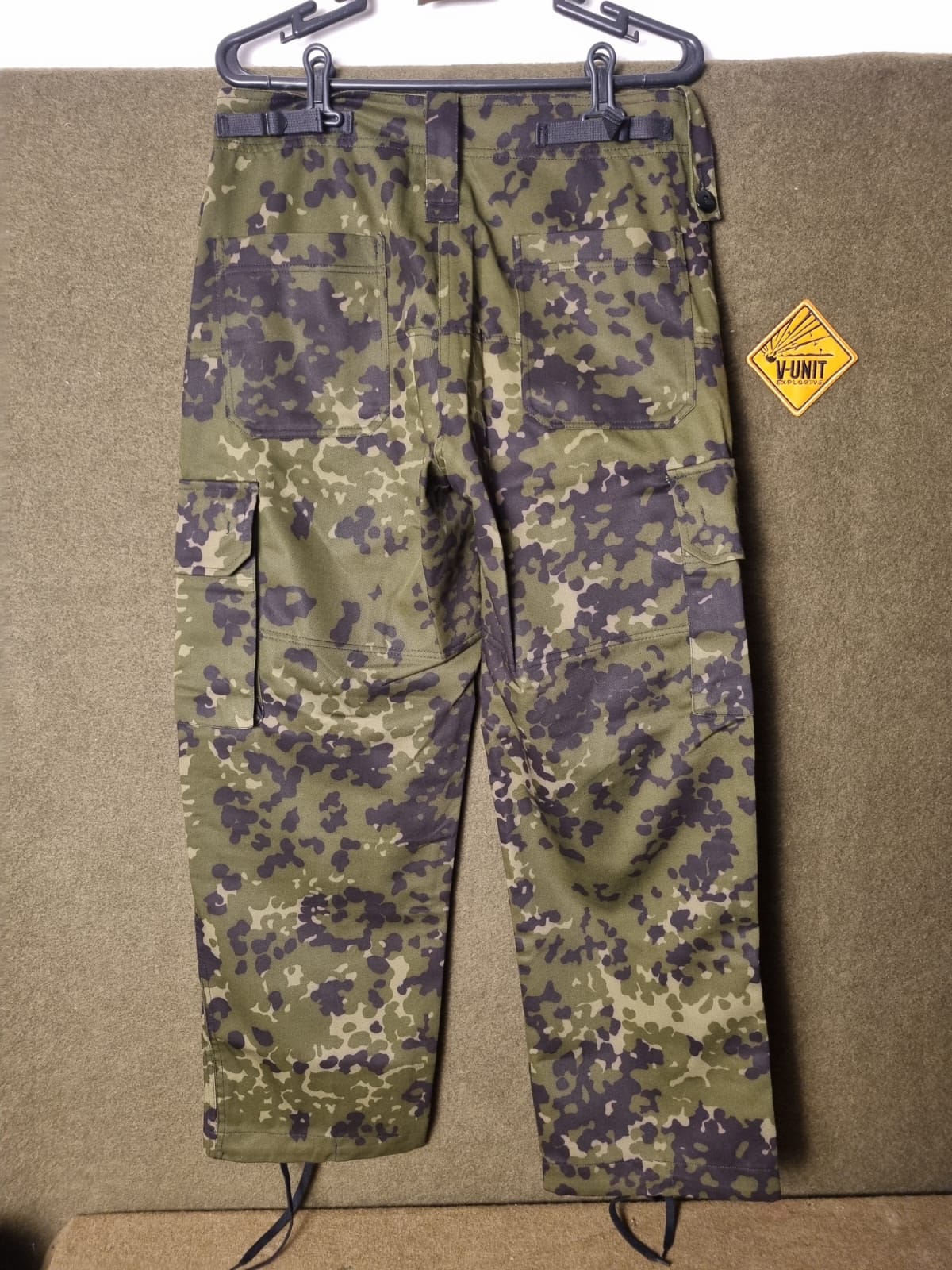 DEN CALÇA DE COMBATE M84 DINAMARQUESA - Imagem 3