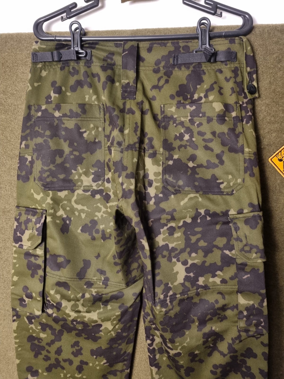 DEN CALÇA DE COMBATE M84 DINAMARQUESA - Imagem 5
