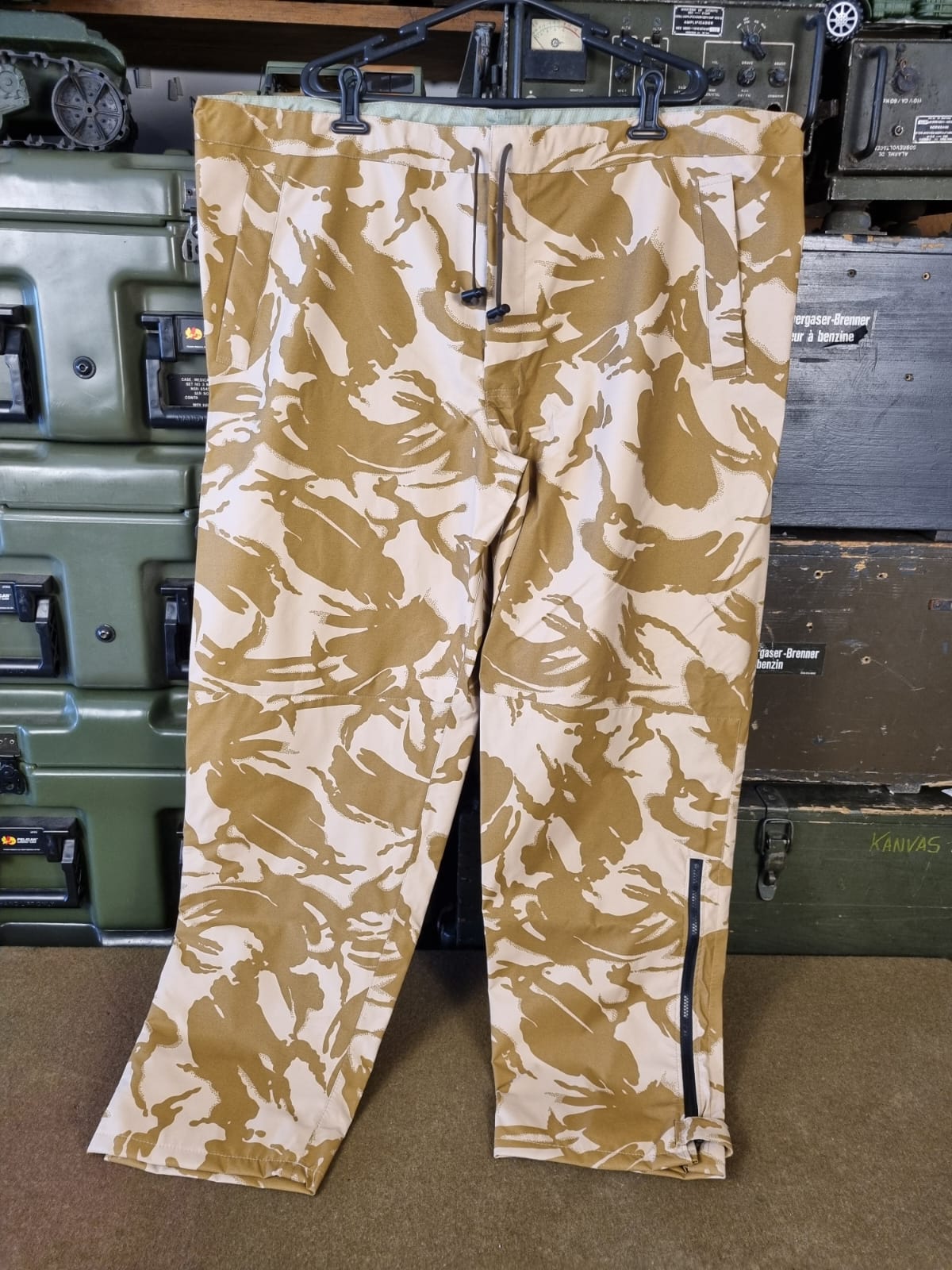 GBR - CALÇA DDPM GORE-TEX
