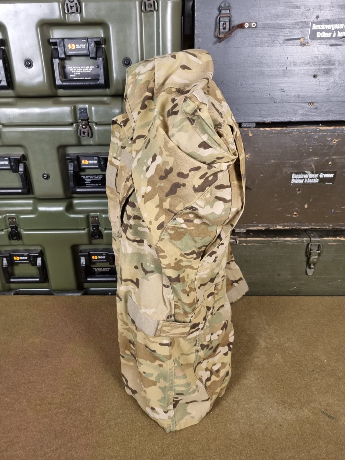 USA -GANDOLA DE PILOTO AVIAÇÃO DO EXÉRCITO A2CU MULTICAM - Imagem 5