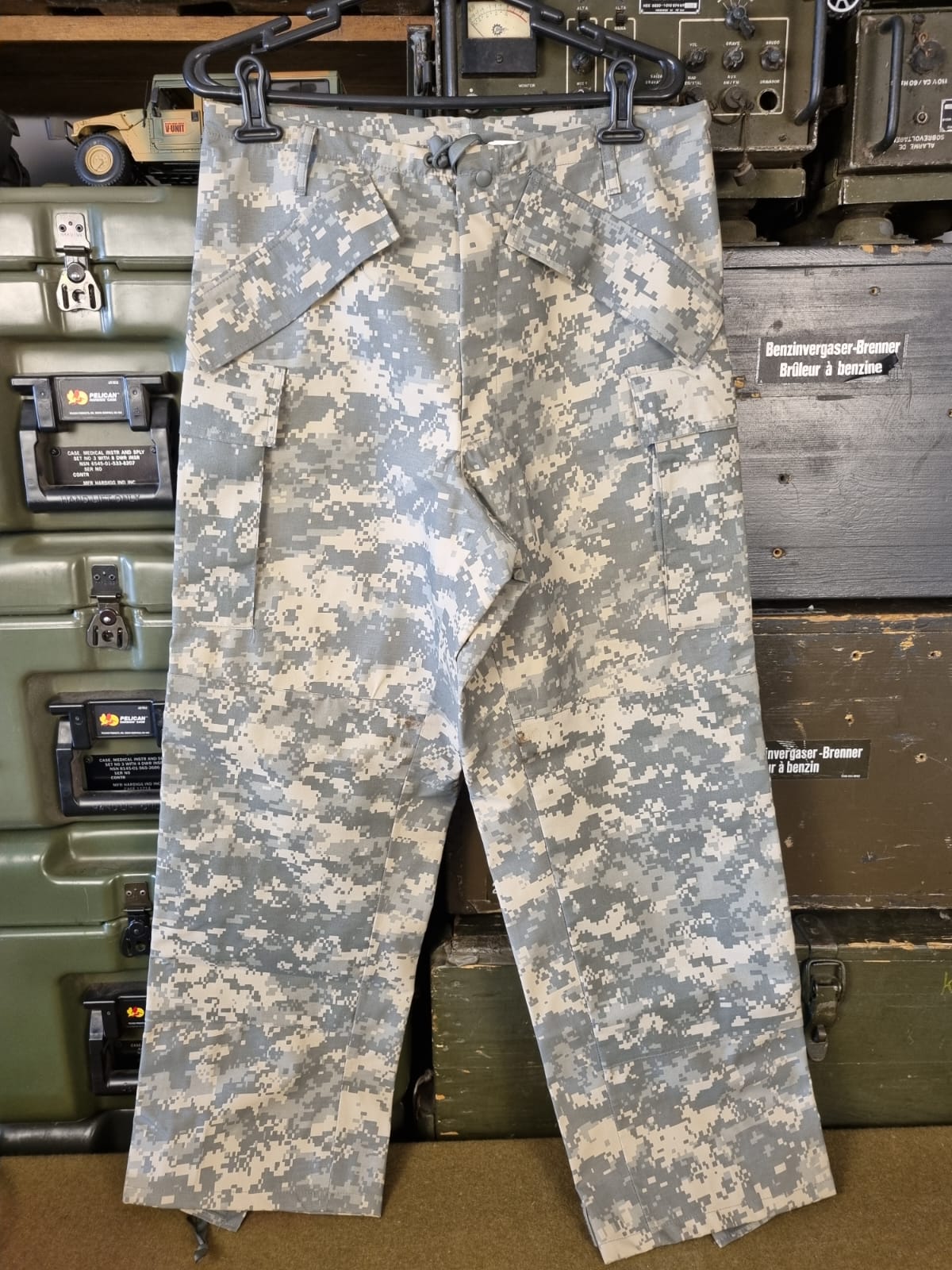 USA CALÇA GORE-TEX UCP IMPERMEÁVEL