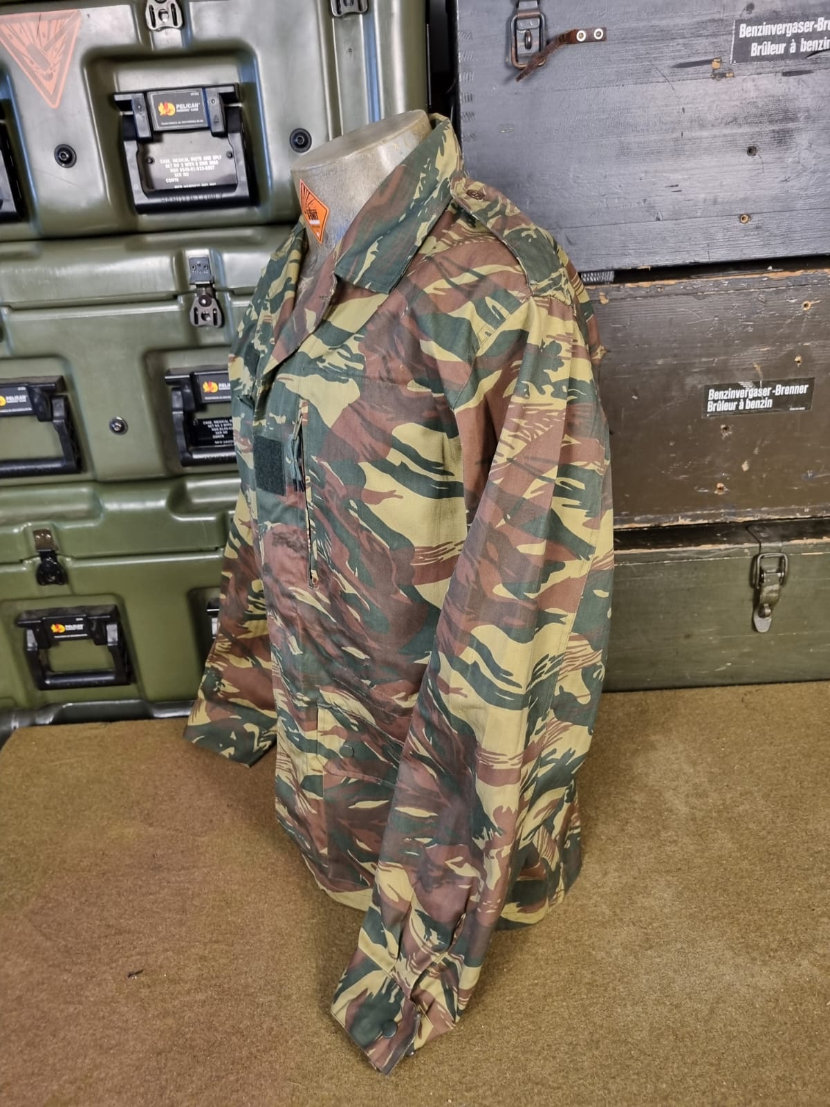 CTA GANDOLA F1 LIZARD REPUBLICA CENTRO AFRICANA. - Imagem 4