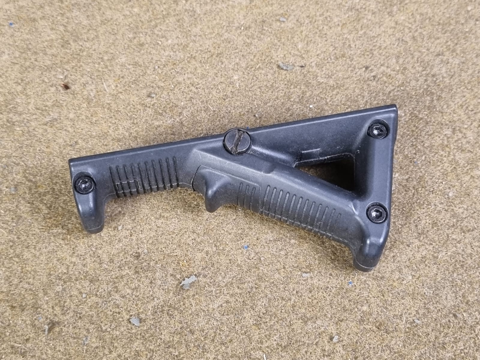 USA FRONT GRIP AFG-2 MAGPULL - Imagem 3