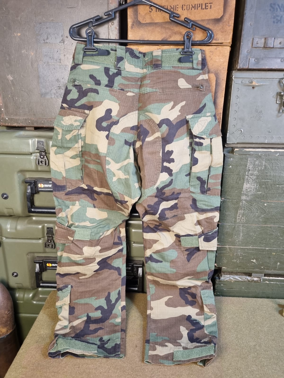 CHN CALÇA CRYE PRECISION WOODLAND REPRO - Imagem 7