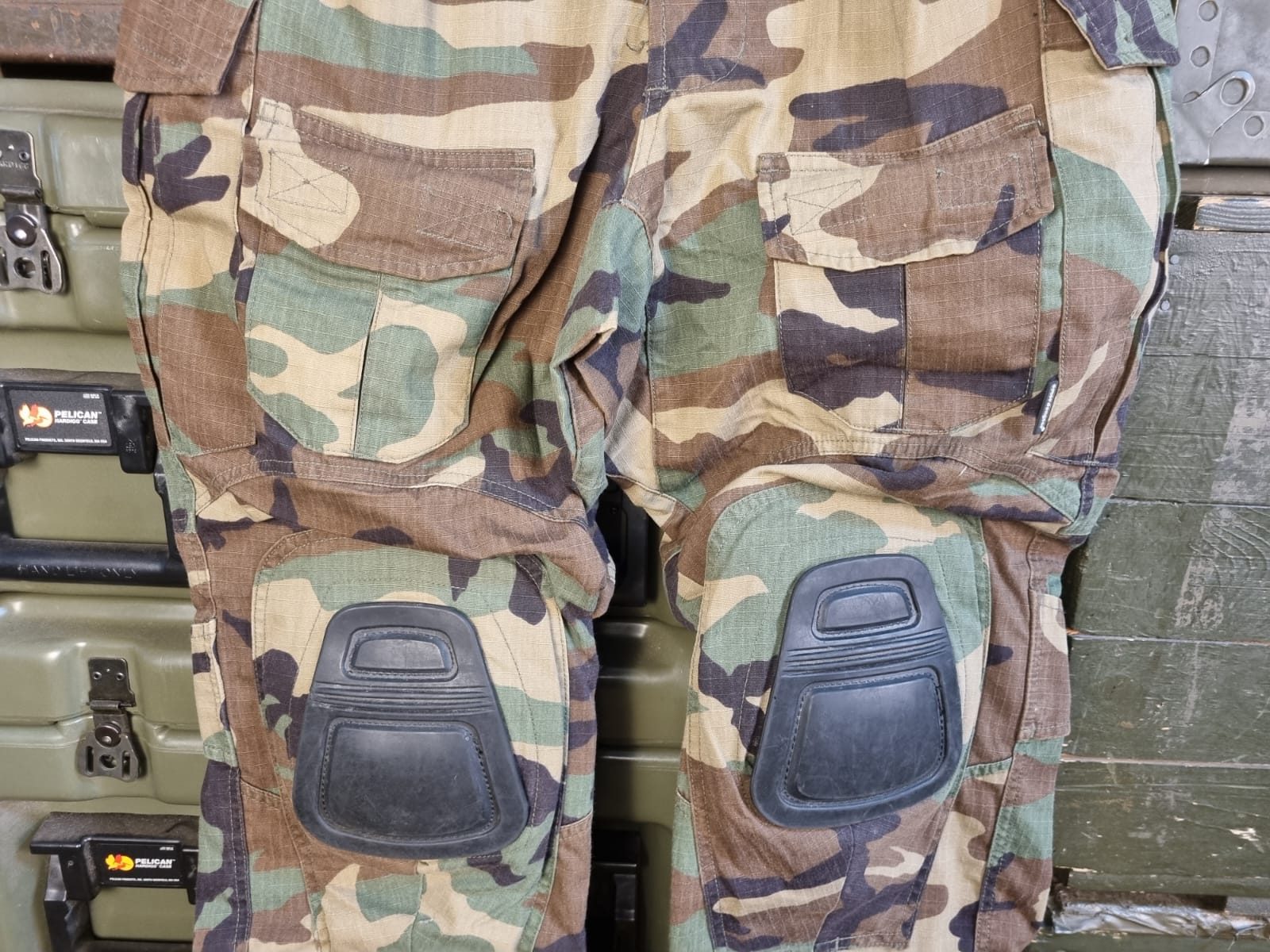 CHN CALÇA CRYE PRECISION WOODLAND REPRO - Imagem 6