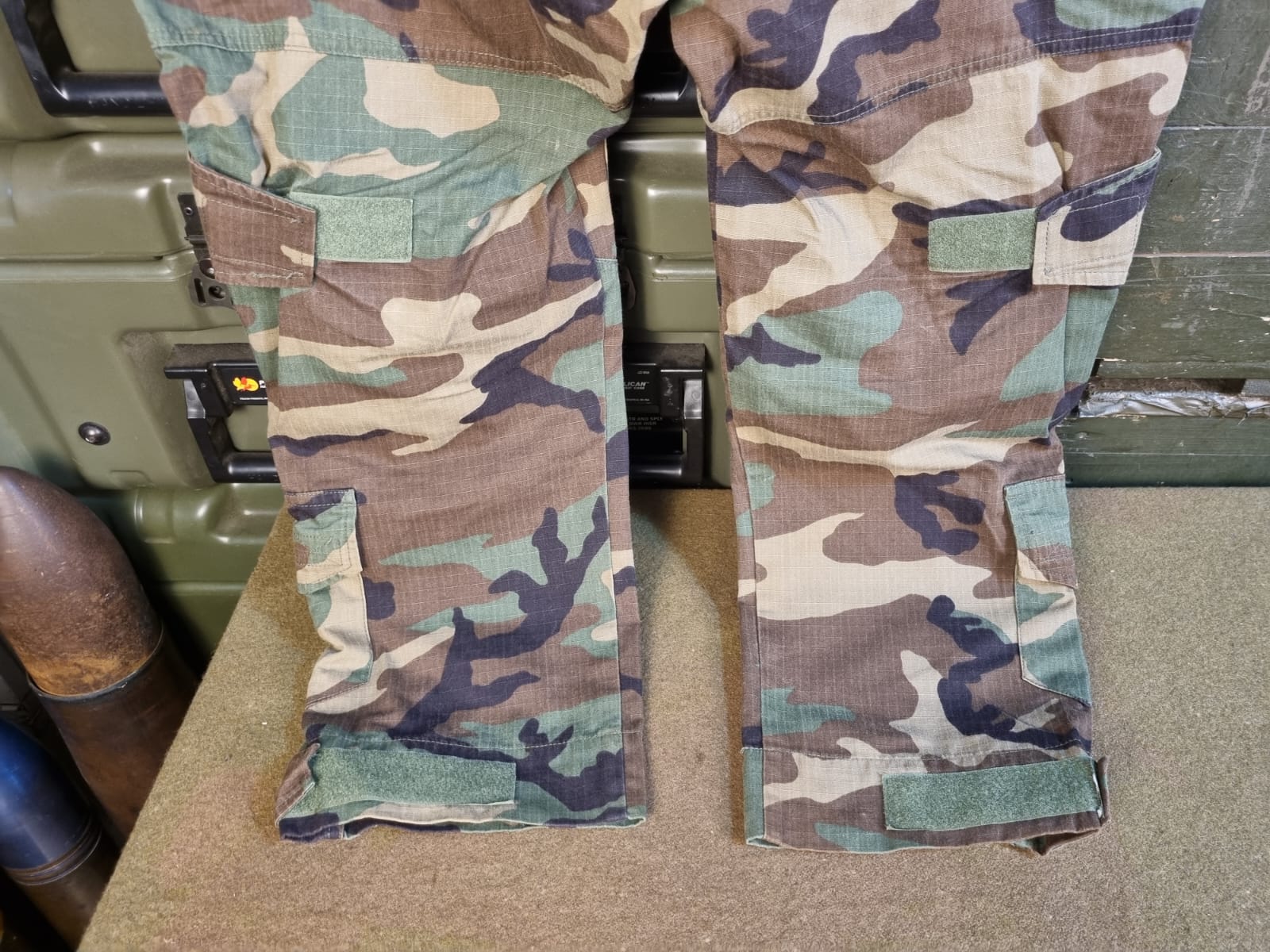 CHN CALÇA CRYE PRECISION WOODLAND REPRO - Imagem 5