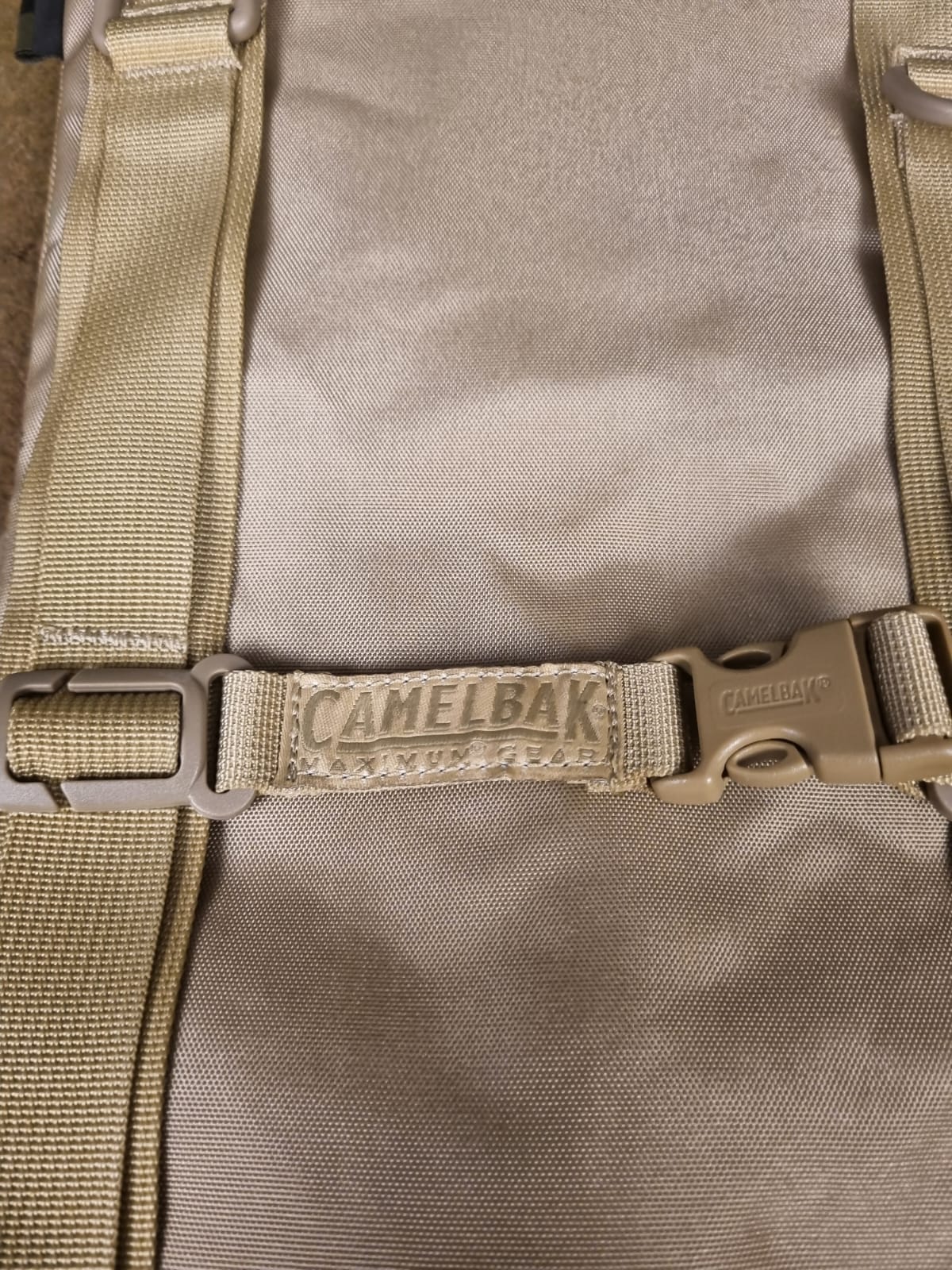 USA CAMELBAK DESERT 3 COLOR THERMOBAK 3l - Imagem 3