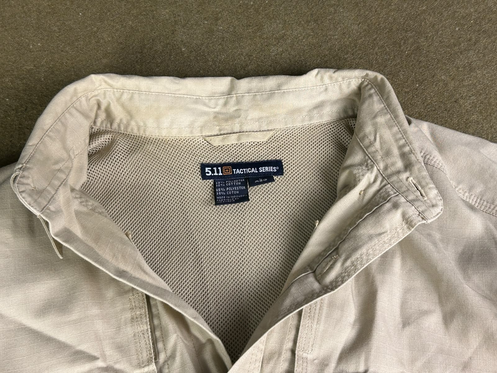 USA CAMISA 5.11 TACTICAL KHAKI - Imagem 3