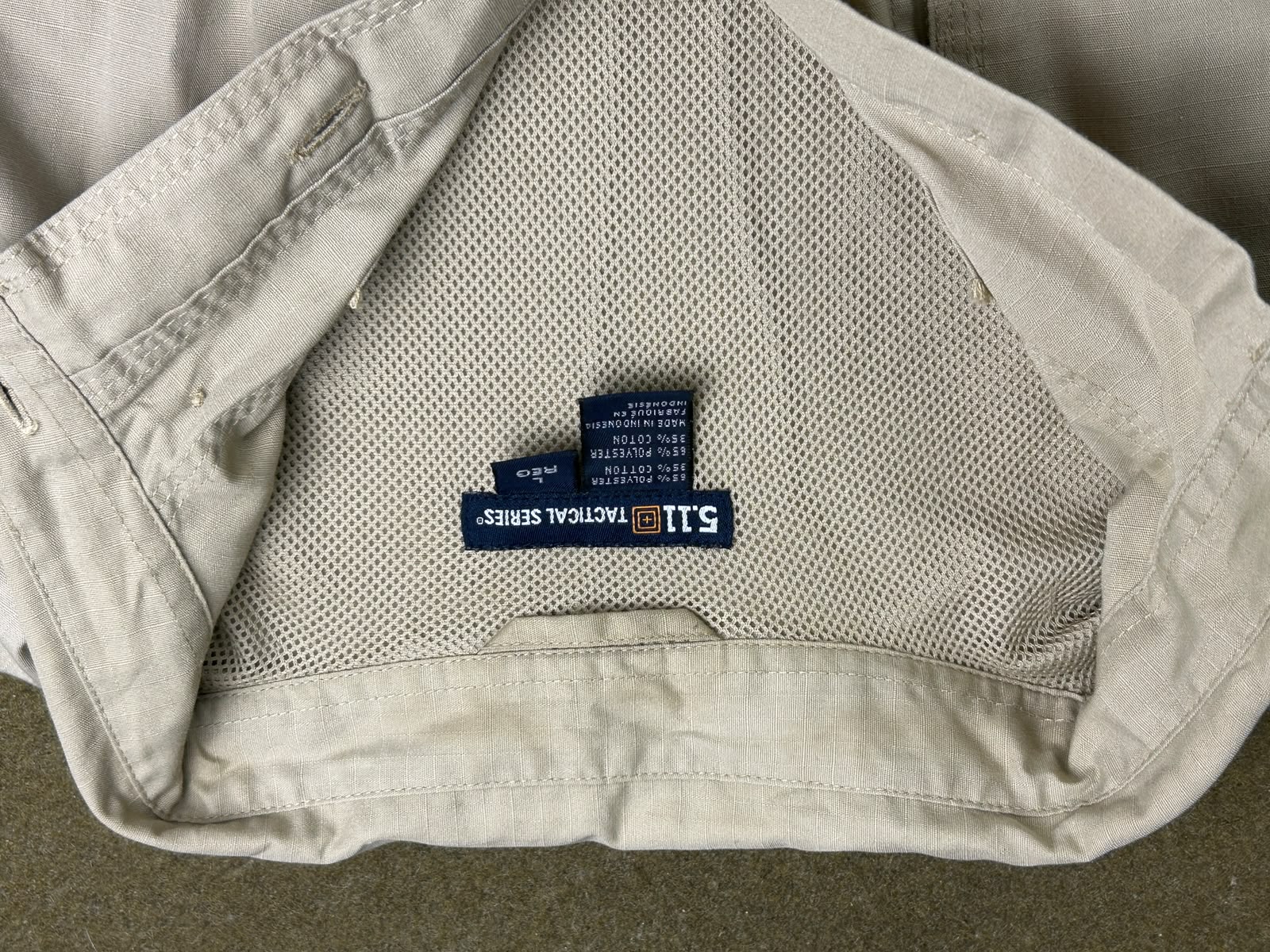 USA CAMISA 5.11 TACTICAL KHAKI - Imagem 6