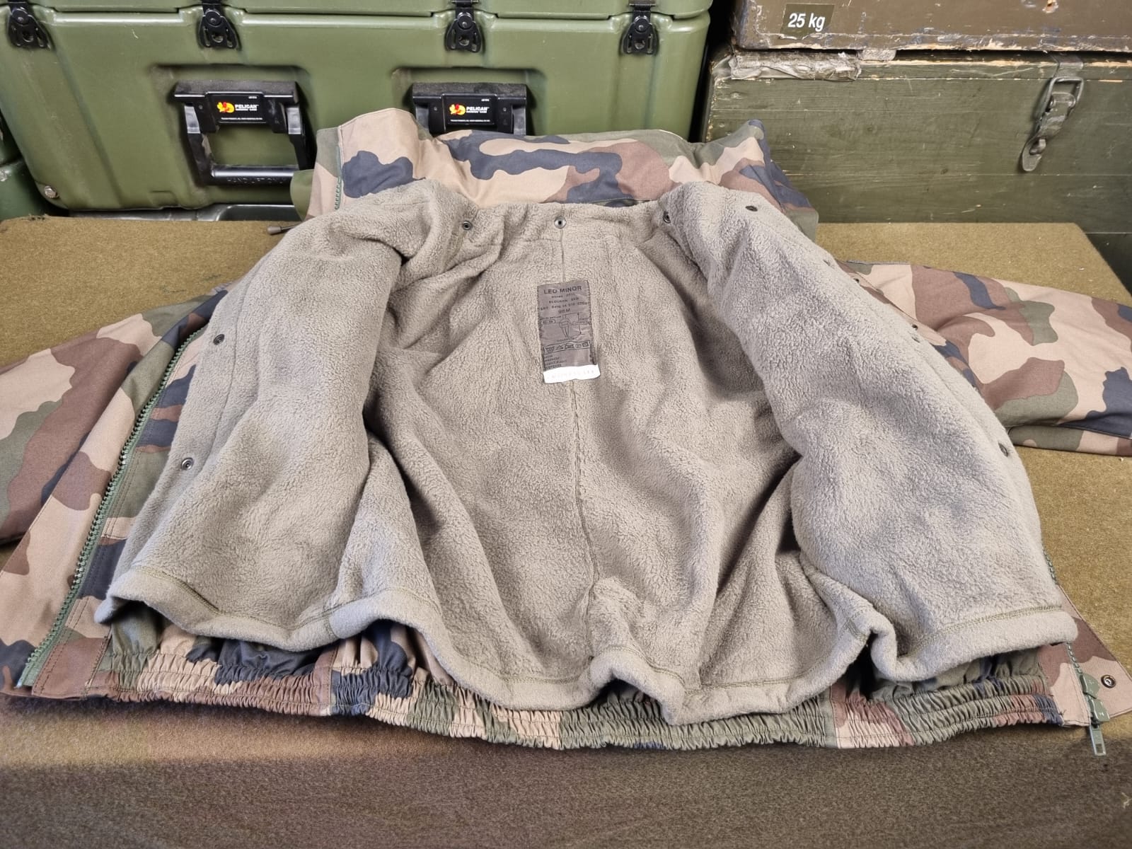 FRA BOMBER JACKET CCE GORETEX REC - Imagem 7