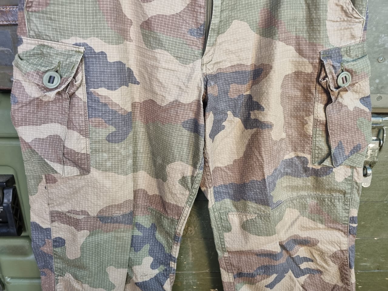 FRA CALÇA GUERILLA CCE TROPICAL - Imagem 10