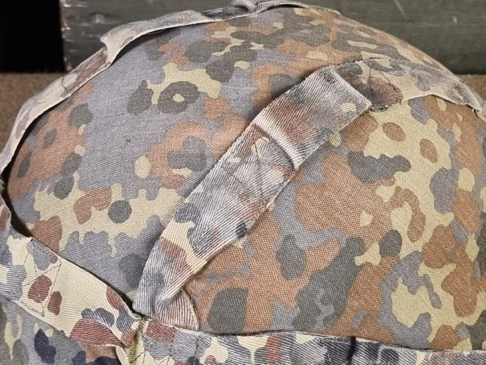 GER HELMET COVER REVERSÍVEL FLECKTARN-WUSTENTAR - Imagem 13