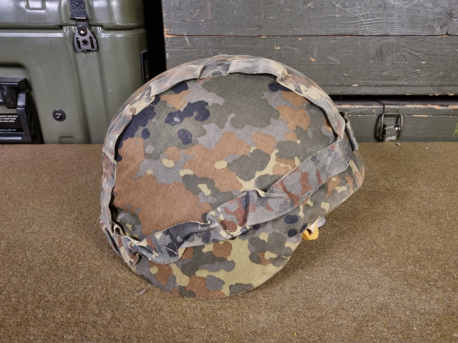 GER HELMET COVER REVERSÍVEL FLECKTARN-WUSTENTAR - Imagem 9