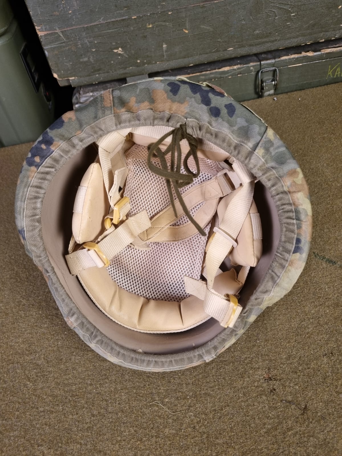 GER HELMET COVER REVERSÍVEL FLECKTARN-WUSTENTAR - Imagem 7