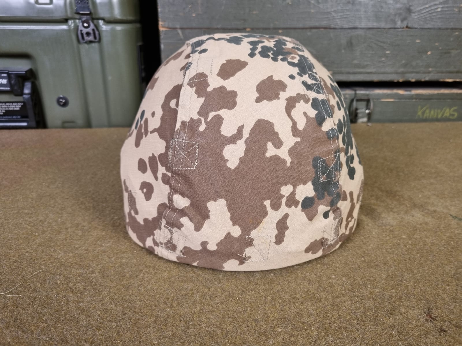 GER HELMET COVER REVERSÍVEL FLECKTARN-WUSTENTAR - Imagem 6